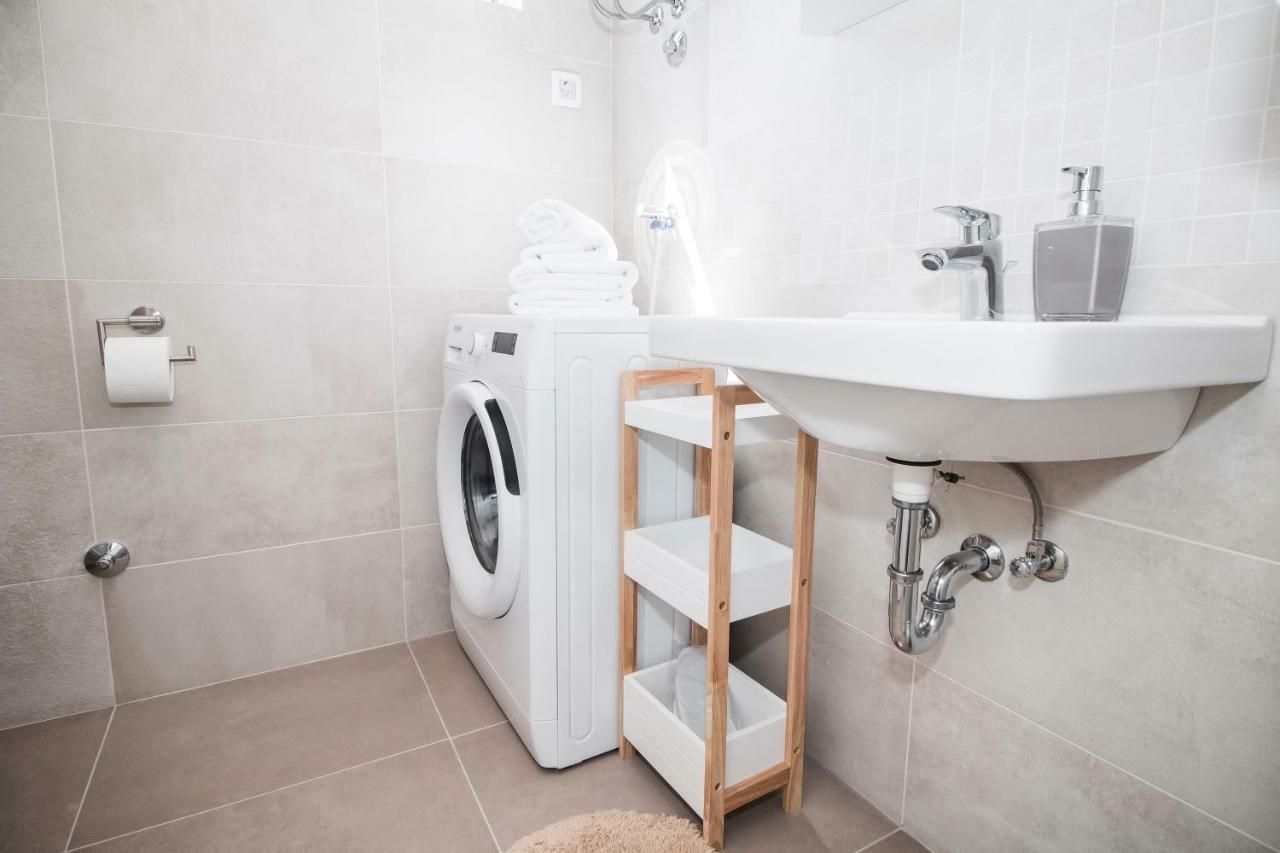 Apartment Hera With Balcony And Free Parking Ζαντάρ Εξωτερικό φωτογραφία