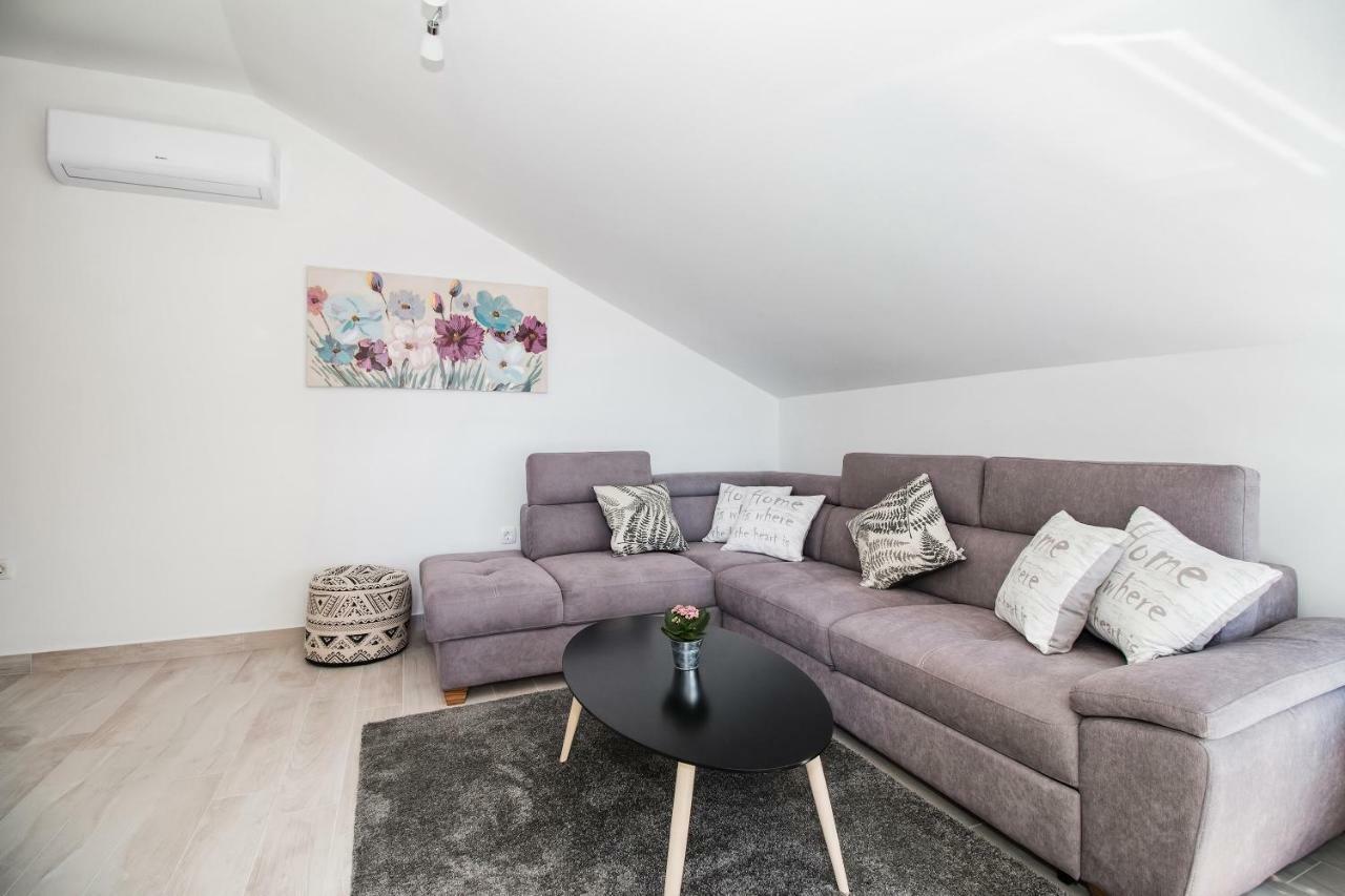 Apartment Hera With Balcony And Free Parking Ζαντάρ Εξωτερικό φωτογραφία